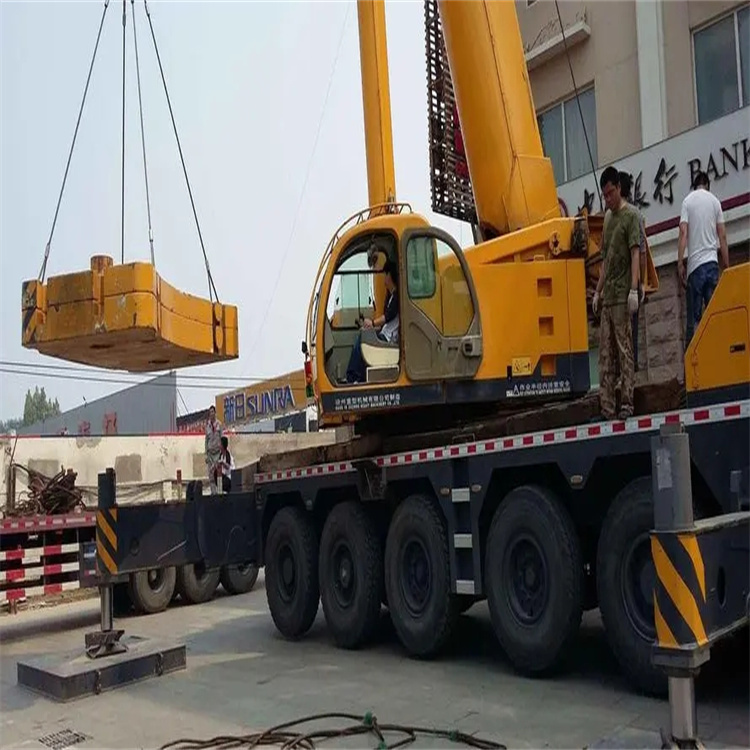 息县当地吊车出租|机器吊装|75吨|工厂搬迁服务